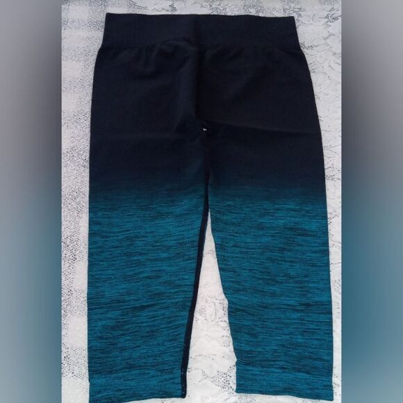 CODE FIT WOMEN'S ATHLETIC WEAR - Picture 2 of 5